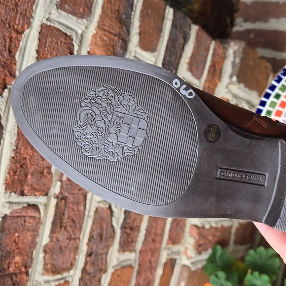 YOUR LAST CHANCE!  Vince Camuto Leather Booties - Picture 12 of 14